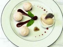 Macarons et leur crème pâtissière à l'eau de rose