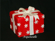 Gâteau 3D en forme de cadeau de Noël