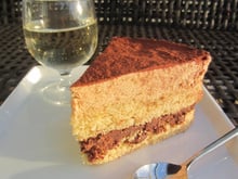 Gâteau au vin blanc, praliné et mousse spéculoos