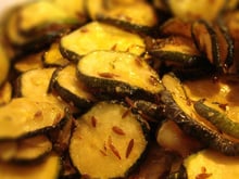 Courgettes à l'ail et au cumin à l'Actifry