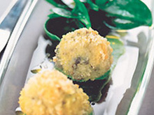 Croquettes de chèvre frais, escargots et volaille
