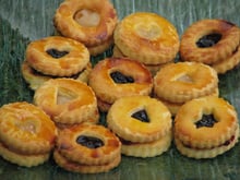 Sablés à la fécule de pomme de terre fourrés à la confiture