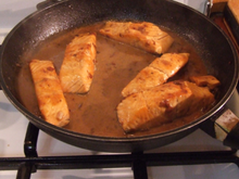 Saumon à la moutarde et aux échalotes