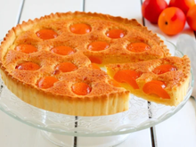 Les premiers abricots sont là : voici la meilleure recette pour les cuisiner en tarte !