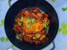 Travers de porc laqués au miel et épices