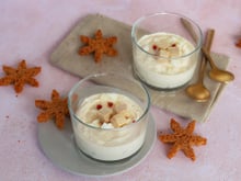 Verrine de mousse de foie gras aux poires et pain d'épices