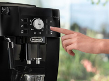 La machine à café De'Longhi Magnifica S chute de 25% pendant le Black Friday Amazon