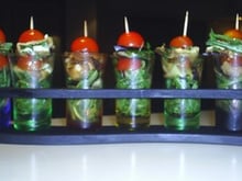 Verrine de courgette à la feta sous lit de roquette