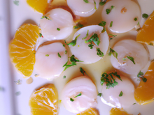Carpaccio de Saint Jacques à la mandarine