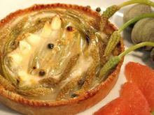 Tarte aux asperges sauvages et amandes fraiches