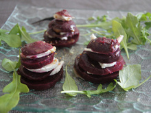 Mille-feuilles de betteraves au chèvre