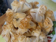 Aumônières tapenade noire et camembert