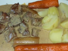 Blanquette de porc à la moutarde à l'ancienne
