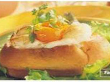 Brioches surprises aux œufs soufflés