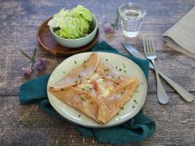 Galette de sarrasin au Cantal et jambon de Parme