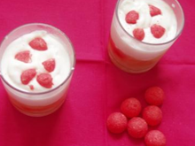 Verrine à la compote de nectarines, mascarpone et fraises tagada