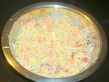 Salade céleri, carottes, radis et sa sauce blanche