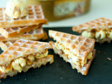 Sandwich de gaufres saveur crème brûlée