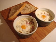 Œufs cocottes aux dés de jambon