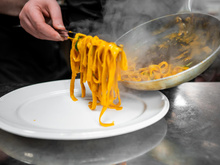 Ce chef italien révèle les 4 ustensiles indispensables selon lui pour réussir parfaitement vos pâtes