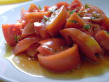 Salade de tomates au jus
