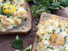 Oeuf nuage façon tartine