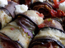 Roulades d'aubergine, bœuf,  tomates séchées mozzarella