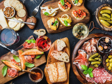 Les Français n'aiment plus les entrées (et préfèrent l'apéro)