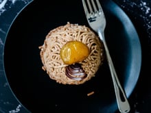 Laurent Mariotte va éblouir vos invités au Nouvel An avec cette recette de Pavlova façon Mont-Blanc