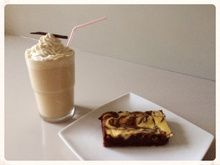 Goûter sucré au fromage : Brownie & Milk-Shake