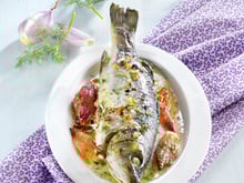 Bar au four et aux échalotes