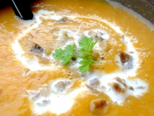 Velouté d'automne de potiron aux châtaignes