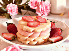 Fraisier aux biscuits roses de Reims