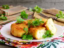 “Validées par ma fille anti-légumes” : ces croquettes de chou-fleur au parmesan feront l’unanimité chez vous !