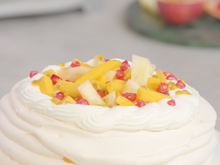 Pavlova aux fruits exotiques des fêtes