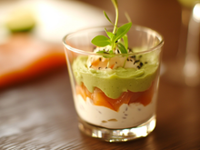 Mousse d'avocat crème et saumon