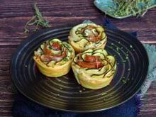 Roses feuilletées aux courgettes et jambon