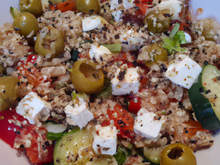 Salade grecque au quinoa 