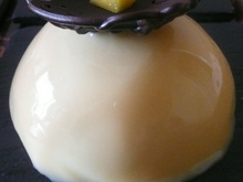 Entremet mousse mangue et chocolat blanc