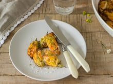 5 jolies recettes à concocter avec des fleurs de courgettes