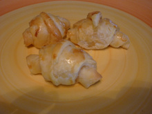 Mini croissants au saumon