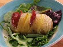 Pommes de terre au four à la viande de grisons et tomme de Jura