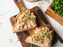 Rillettes de truite fumée aux graines germées