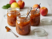 Confiture de brugnons à la vanille
