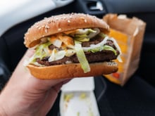 McDonald's lance un tout nouveau burger très généreux qui a pour vocation de devenir iconique