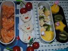 Poulet basquaise, salade de fruits et toast st morêt jambon