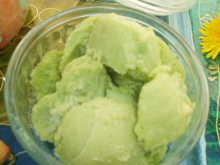 Trio gourmand vert : Sorbet à l'avocat première étape