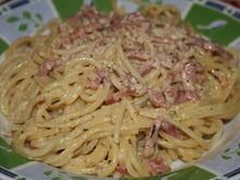 Pâtes à la carbonara et herbes de Provence