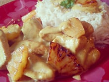 Sauté de poulet ananas, sauce curry coco