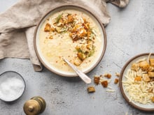 Pour les fêtes, faites cette recette de velouté au chou-fleur et foie gras en soutien aux producteurs bretons